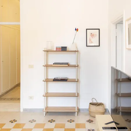 Domus Claudinae * Рим